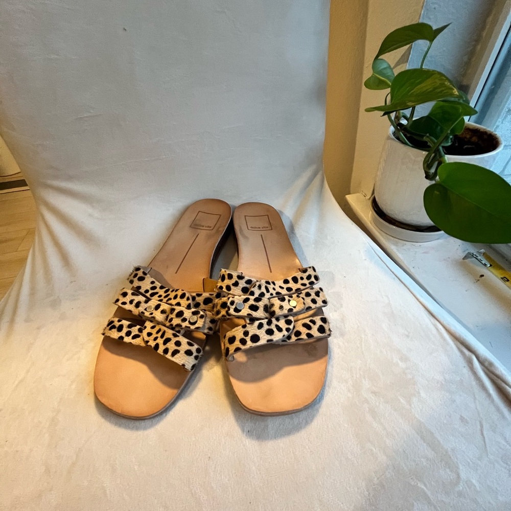 Dolce Vita Tan and Black‎ Leopard Sandals